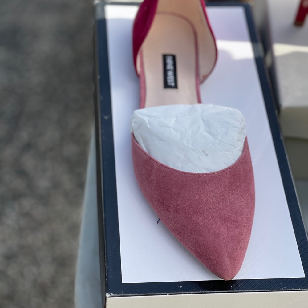 Flat shoes two tones